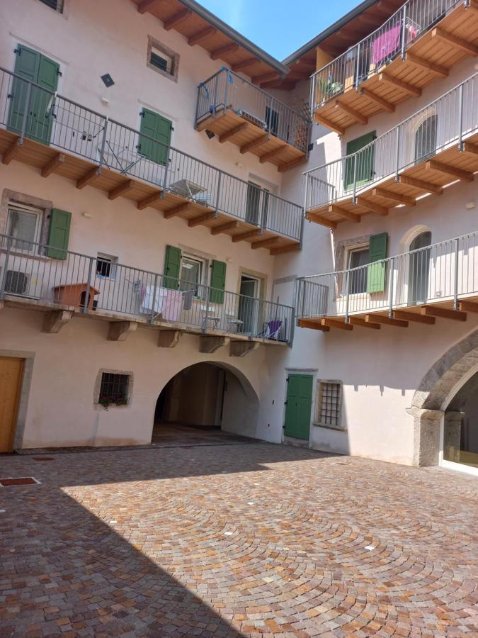 La Casa Di Virginia Apartment Arco Luaran gambar