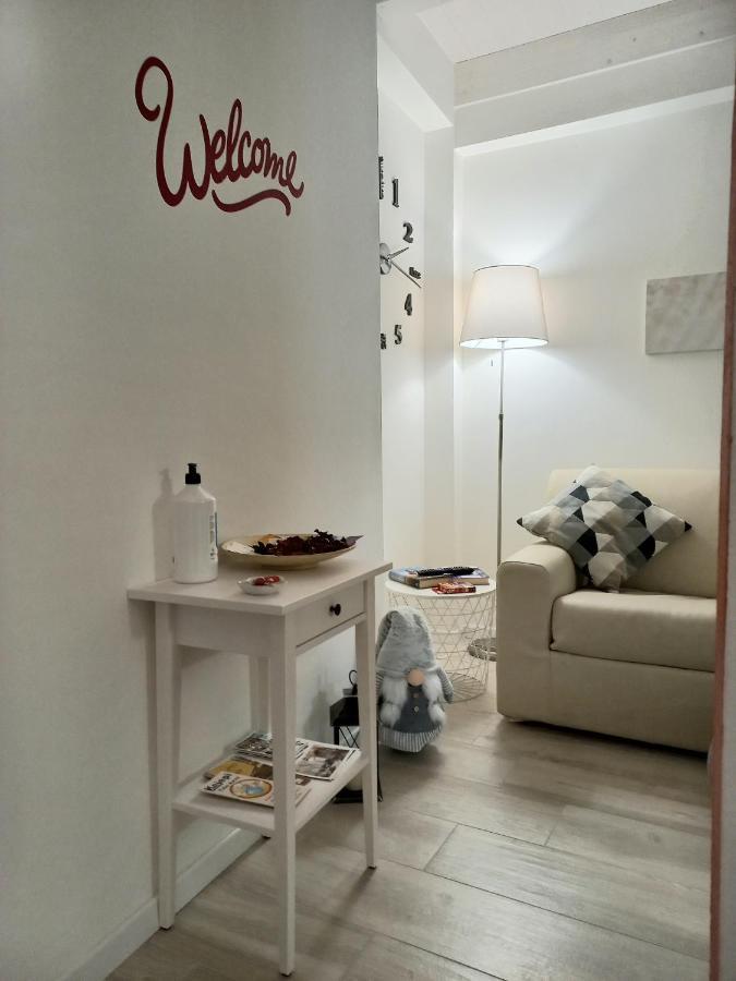 La Casa Di Virginia Apartment Arco Luaran gambar